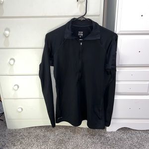 Size large Nike pro half zip